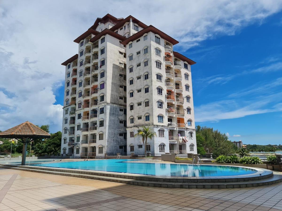Sunshine Bay Resort Porto Dickson Exterior foto