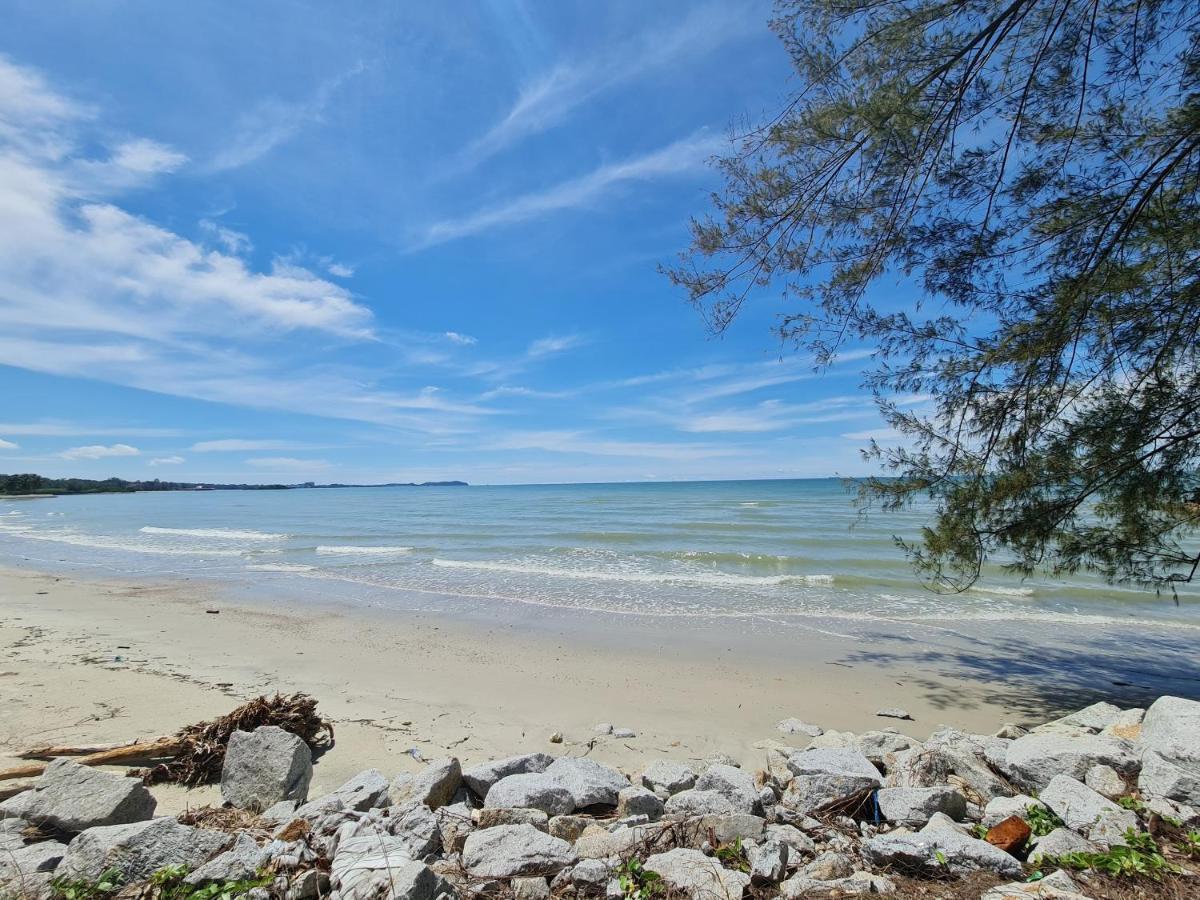Sunshine Bay Resort Porto Dickson Exterior foto