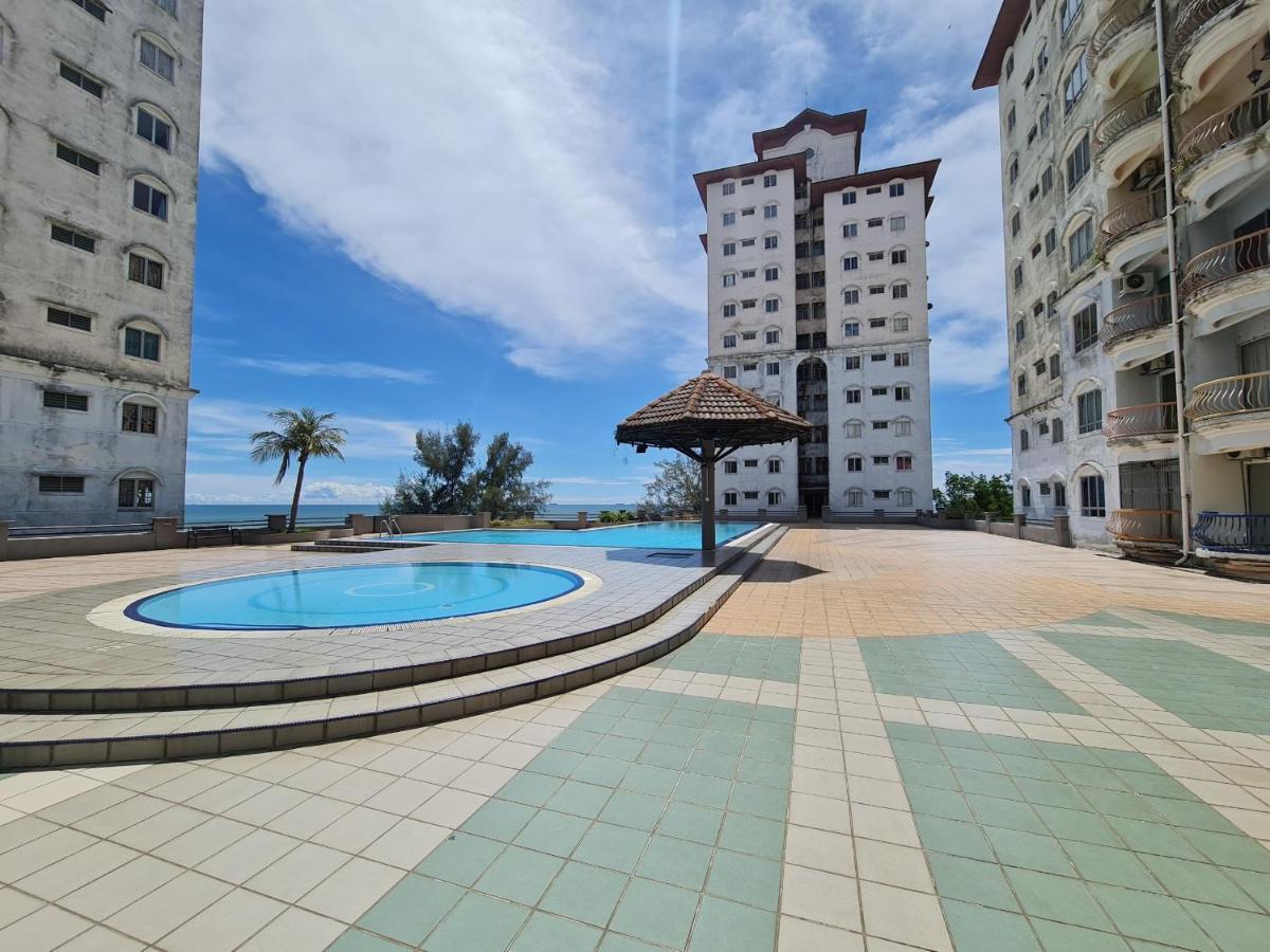 Sunshine Bay Resort Porto Dickson Exterior foto